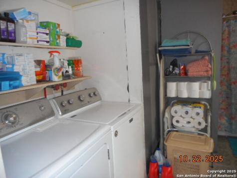 1212 Magnolia Jourdanton TX 78026
