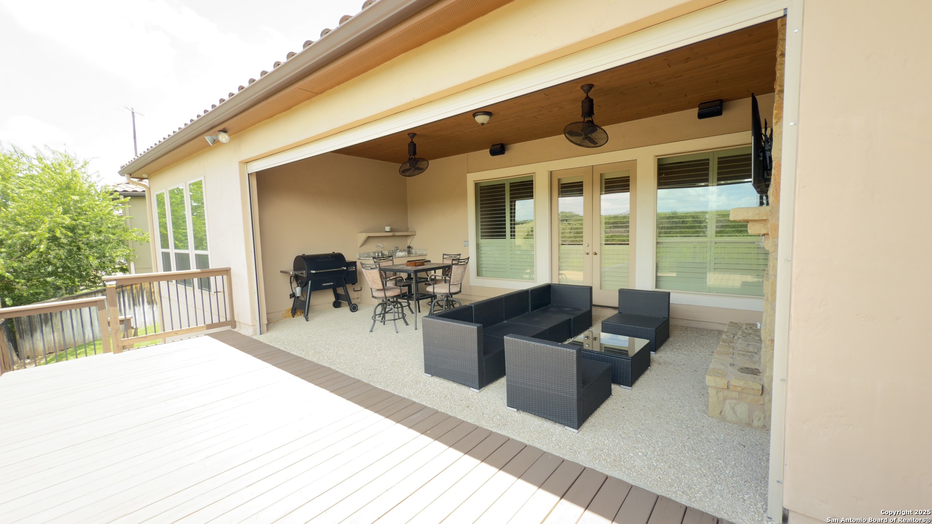 1542 Melanie Circle San Antonio TX 78258