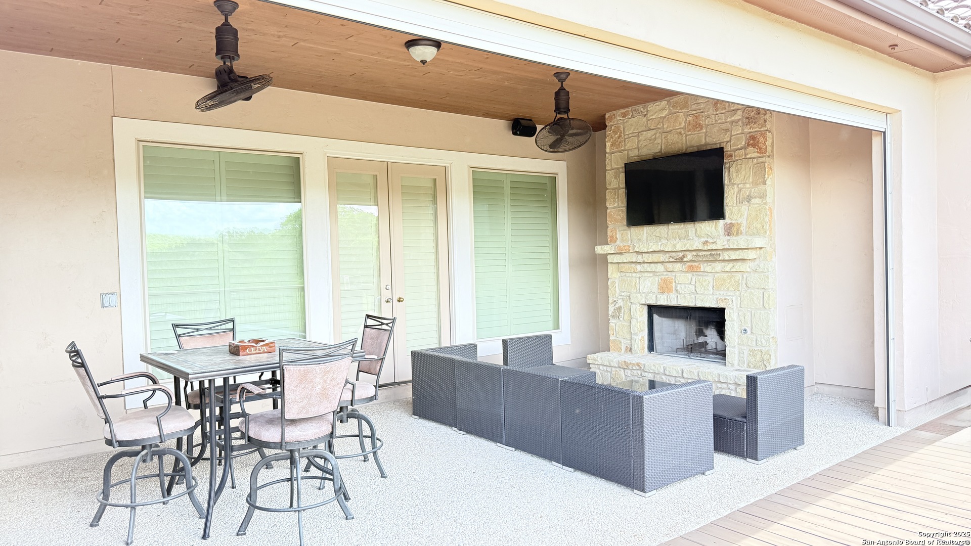 1542 Melanie Circle San Antonio TX 78258