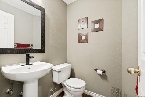 9410 Sageglen San Antonio TX 78254