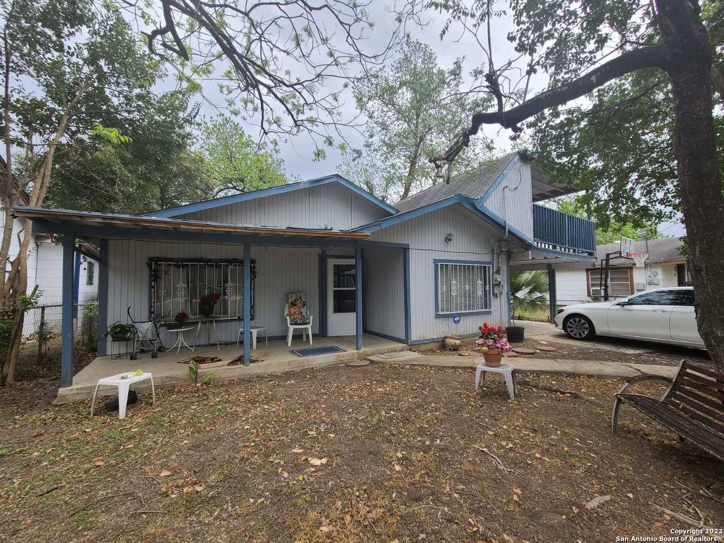 206 Southlawn Avenue San Antonio TX 78237