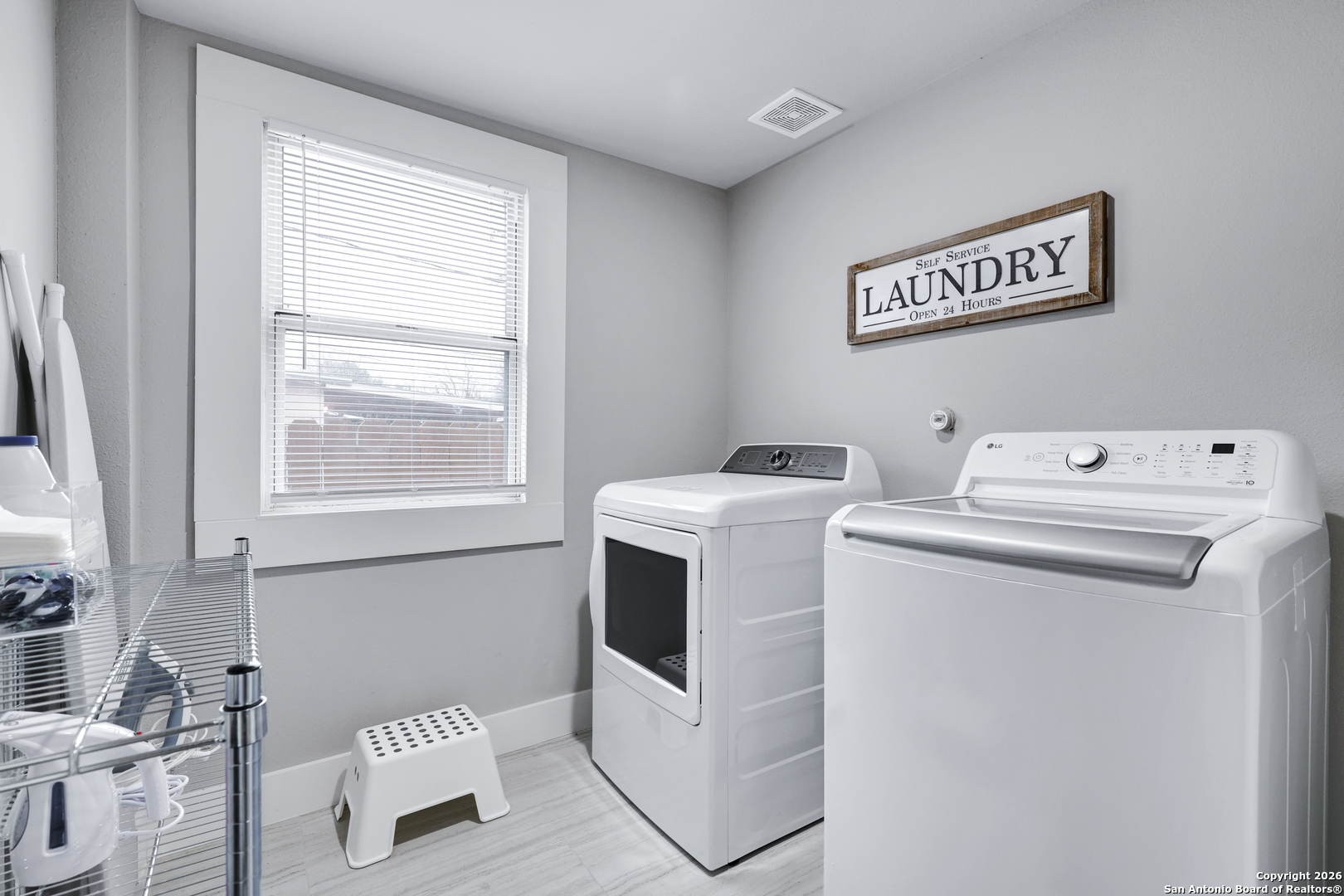 1917 W Huisache San Antonio TX 78201
