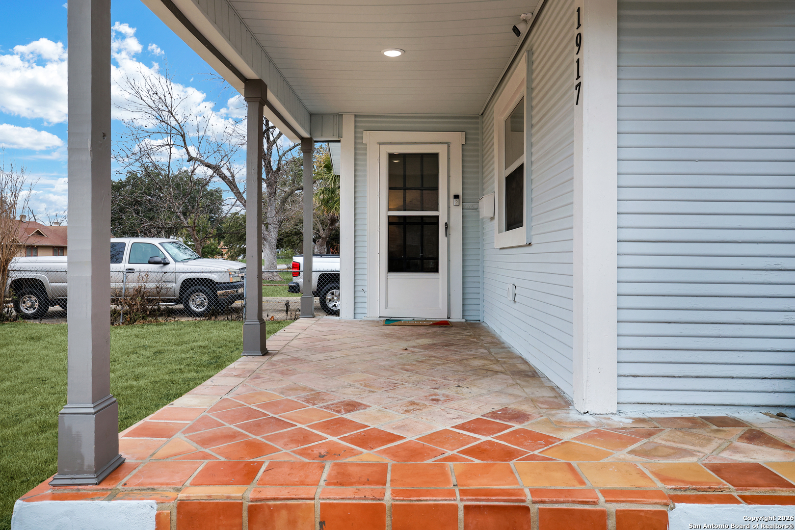 1917 W Huisache San Antonio TX 78201