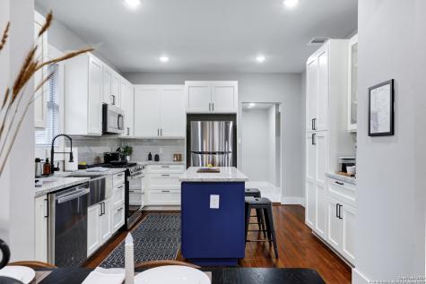 1917 W Huisache San Antonio TX 78201