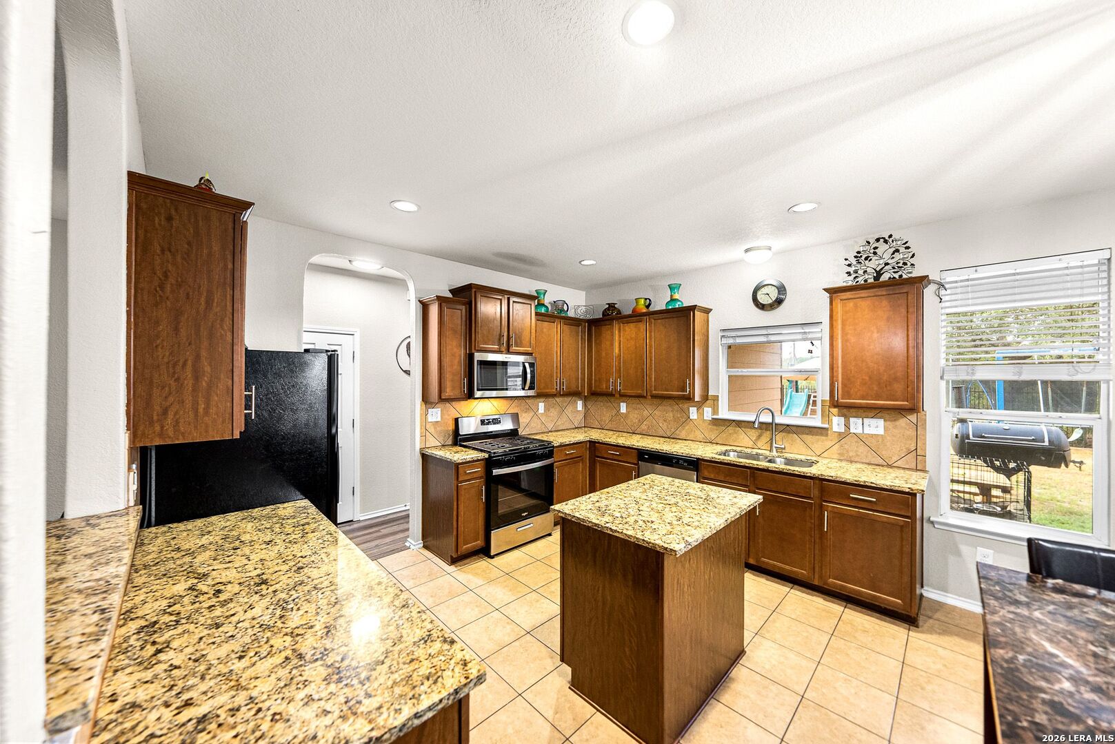 206 Reeves Garden San Antonio TX 78253