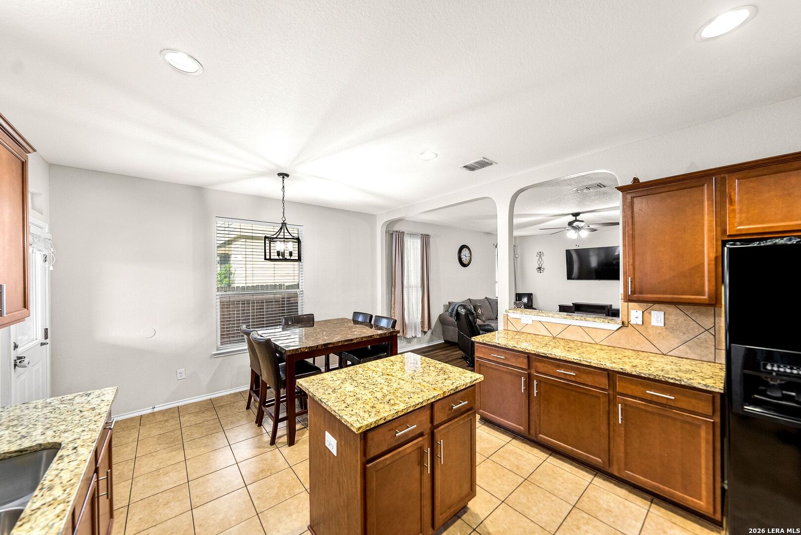 206 Reeves Garden San Antonio TX 78253