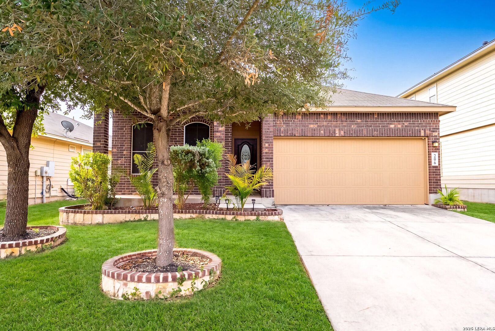 206 Reeves Garden San Antonio TX 78253