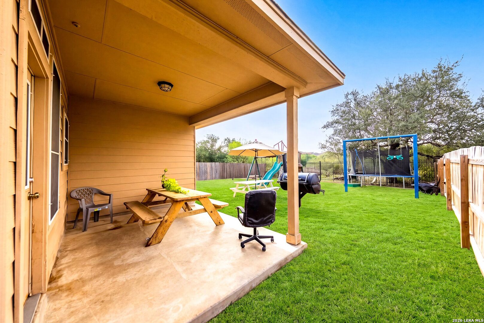 206 Reeves Garden San Antonio TX 78253