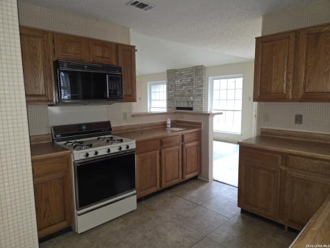 8718 Silver Quail San Antonio TX 78250