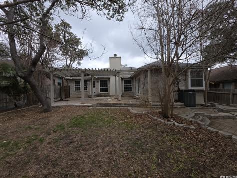 8718 Silver Quail San Antonio TX 78250
