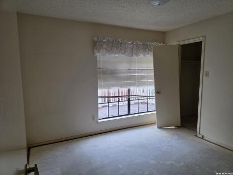 8718 Silver Quail San Antonio TX 78250