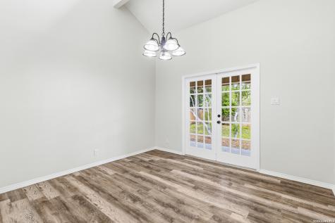 13834 E Hillside Drive San Antonio TX 78249