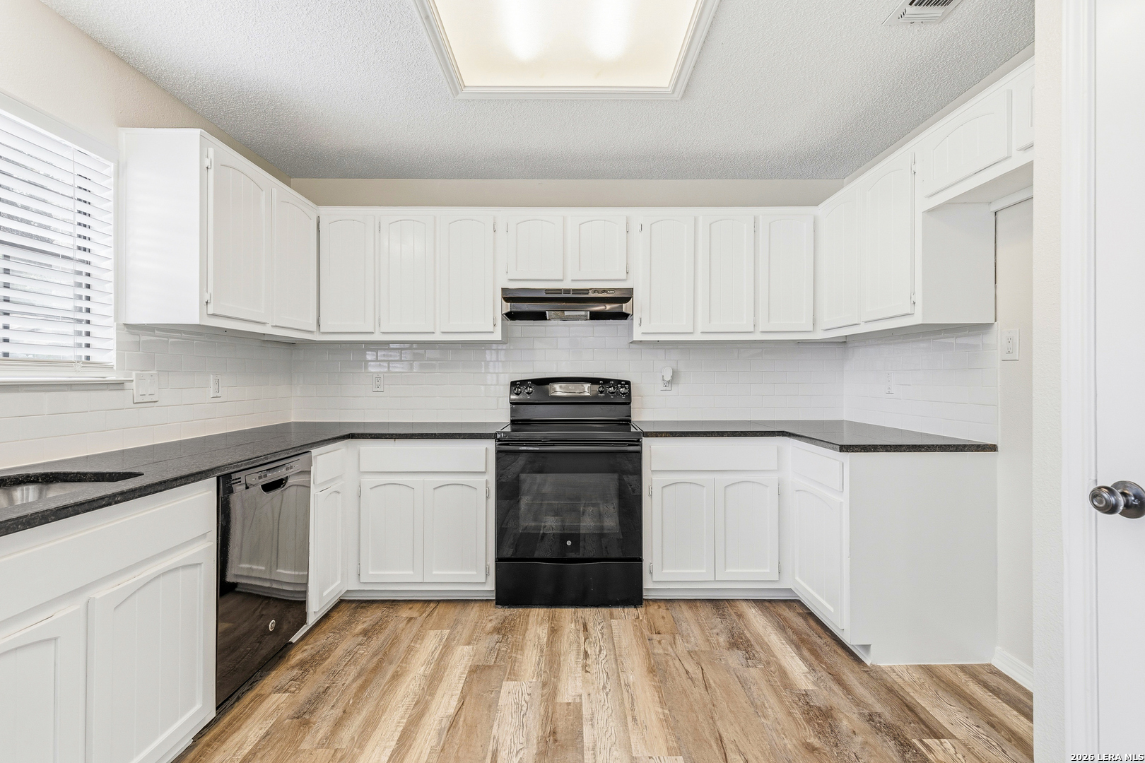13834 E Hillside Drive San Antonio TX 78249