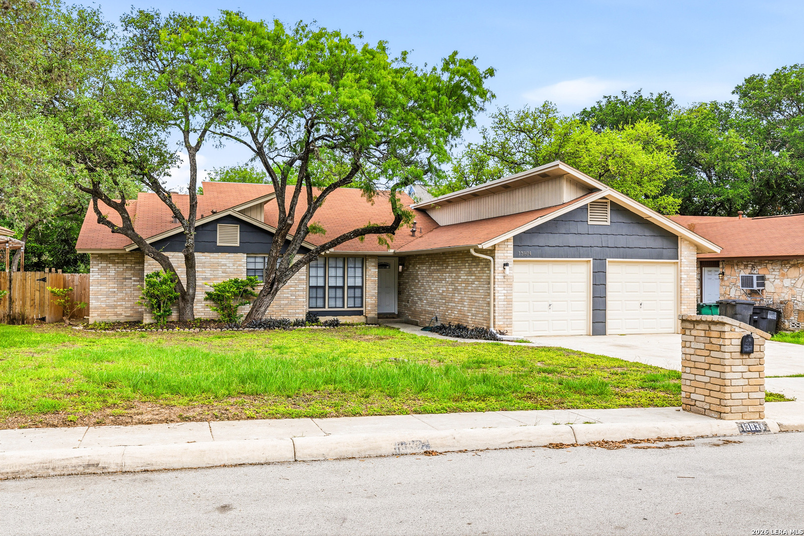 13834 E Hillside Drive San Antonio TX 78249