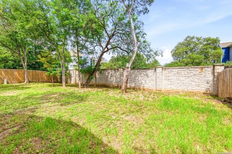 13834 E Hillside Drive San Antonio TX 78249