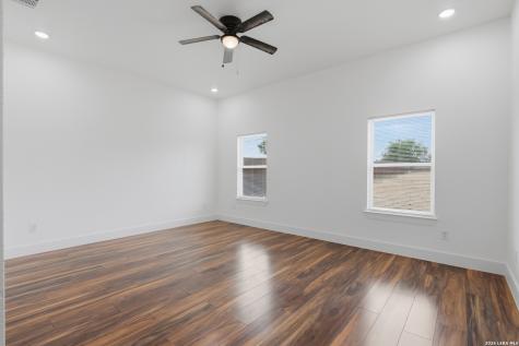 12822 Pueblo Nuevo Atascosa TX 78002