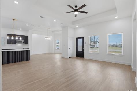 12822 Pueblo Nuevo Atascosa TX 78002