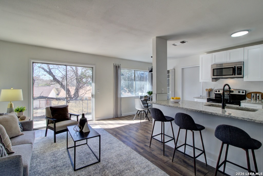 4566 Los Ranchitos Street San Antonio TX 78233