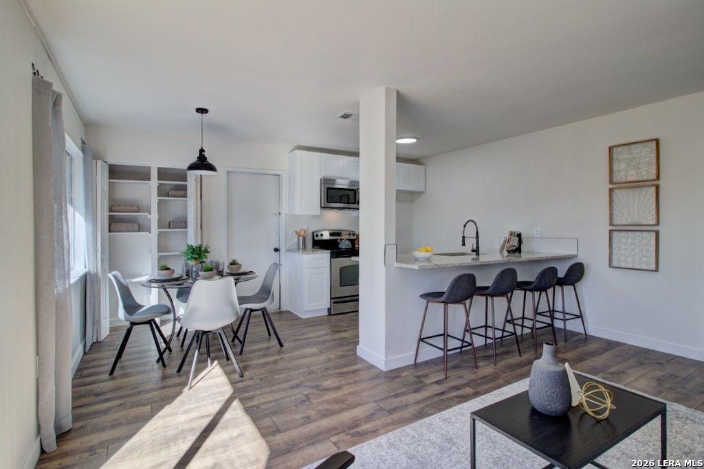 4566 Los Ranchitos Street San Antonio TX 78233