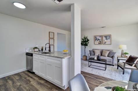 4566 Los Ranchitos Street San Antonio TX 78233