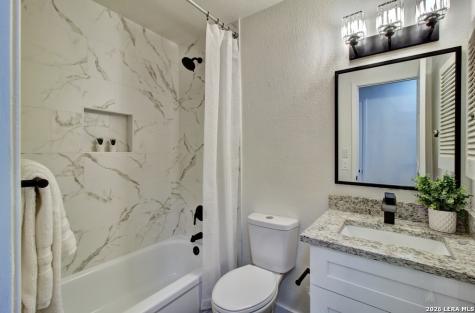4566 Los Ranchitos Street San Antonio TX 78233