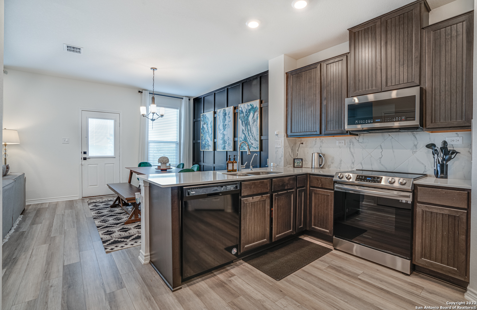 1806 Overlook Bend San Antonio TX 78245