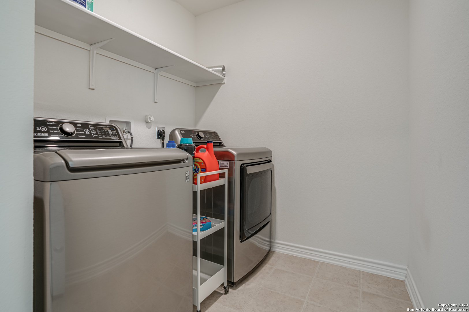 1806 Overlook Bend San Antonio TX 78245