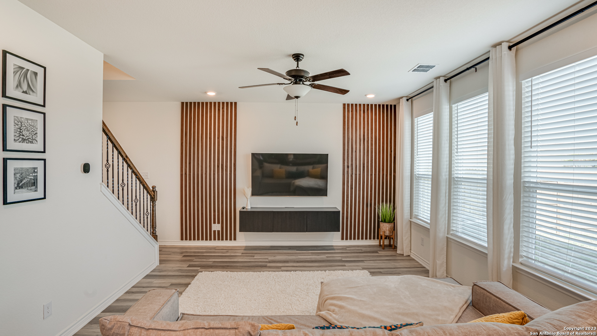 1806 Overlook Bend San Antonio TX 78245