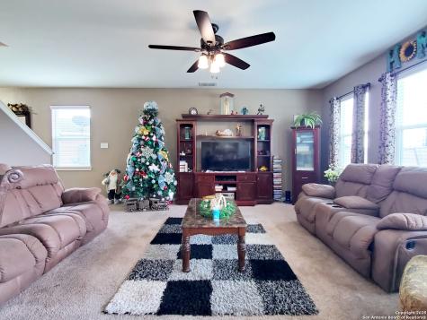 7039 Capeshaw San Antonio TX 78252