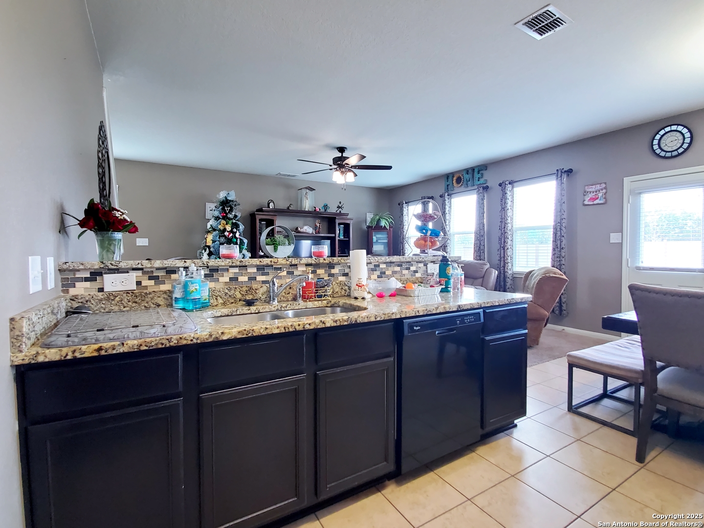 7039 Capeshaw San Antonio TX 78252