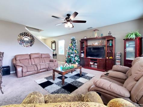 7039 Capeshaw San Antonio TX 78252