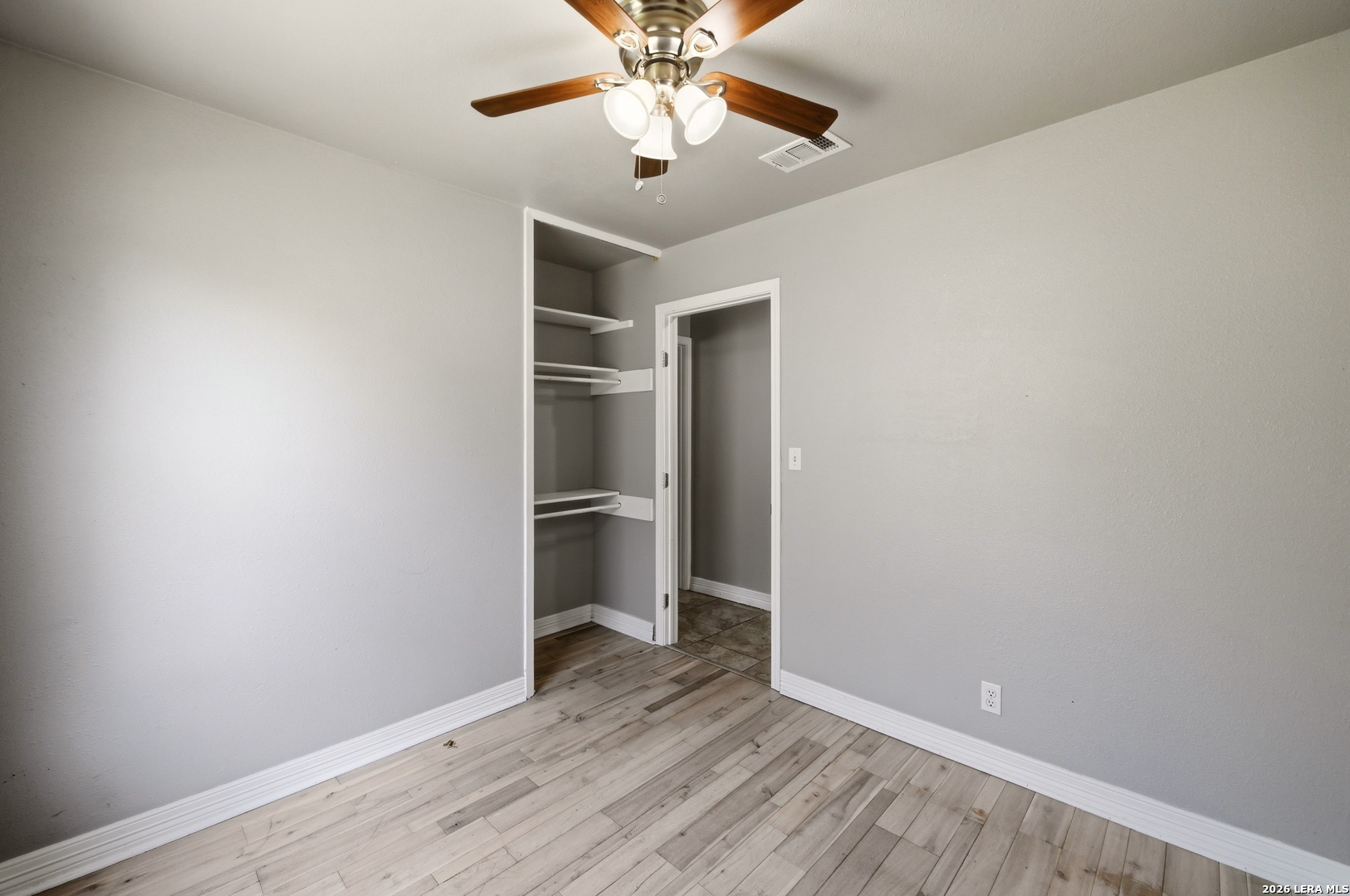 7627 Glen Vista San Antonio TX 78239