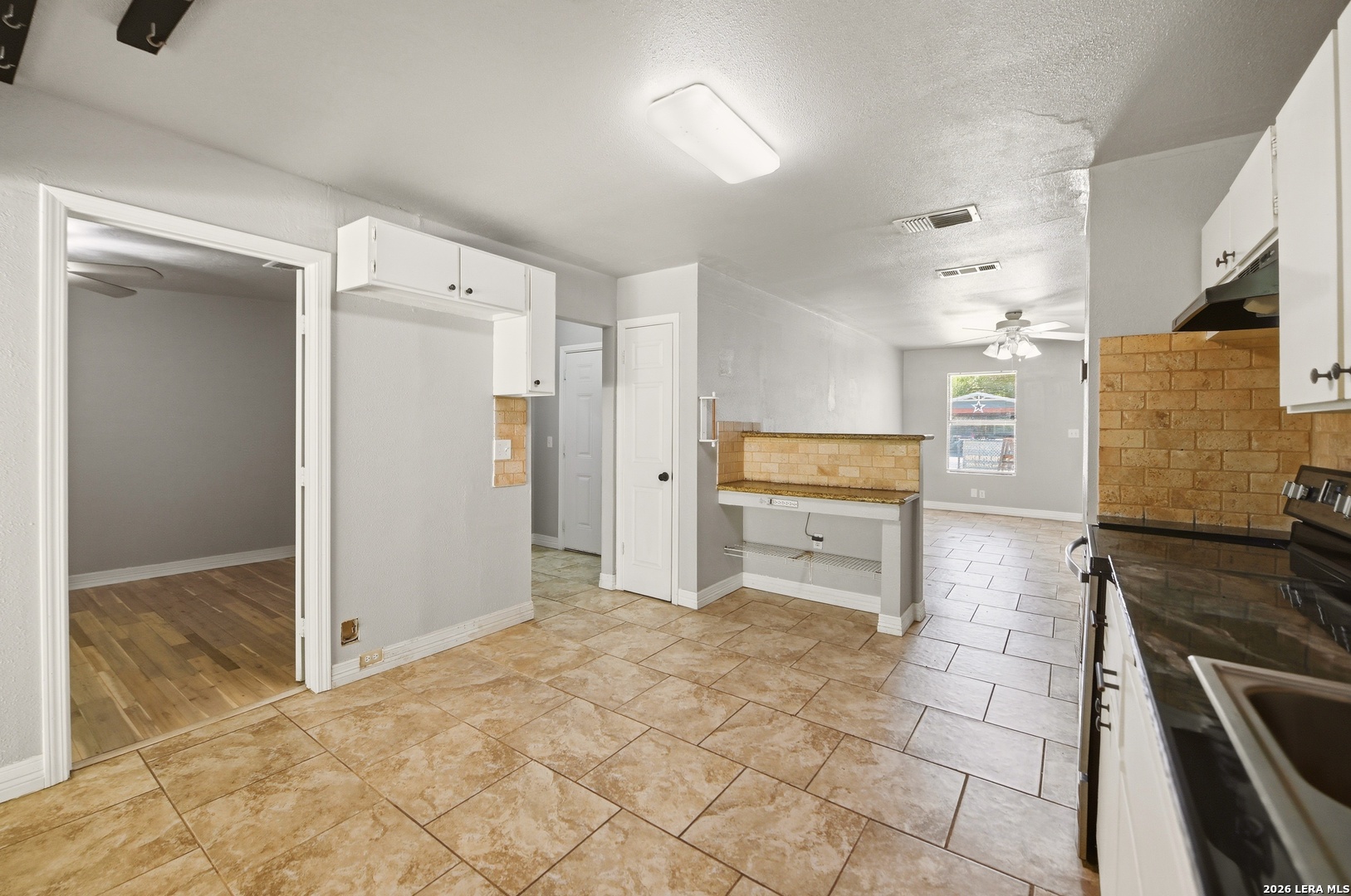 7627 Glen Vista San Antonio TX 78239