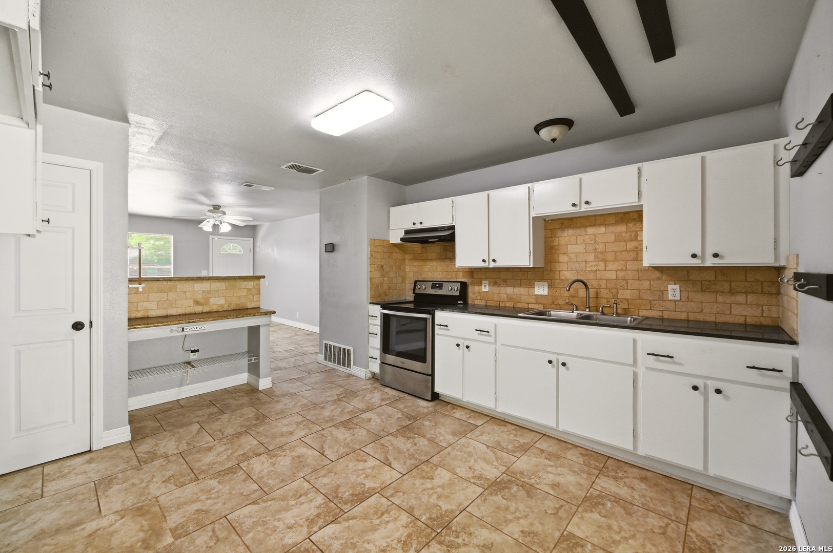7627 Glen Vista San Antonio TX 78239