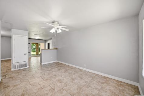 7627 Glen Vista San Antonio TX 78239