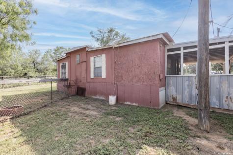 703 S Baylor Cotulla TX 78014