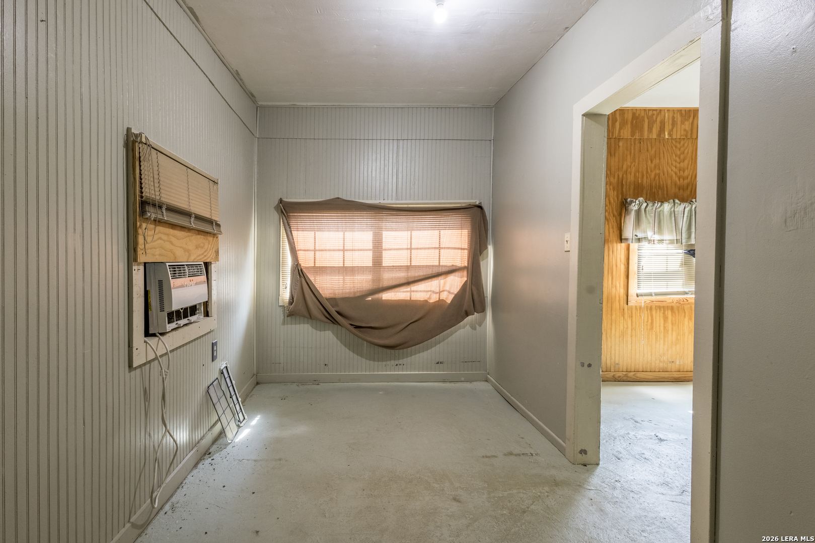 703 S Baylor Cotulla TX 78014