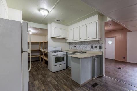 703 S Baylor Cotulla TX 78014