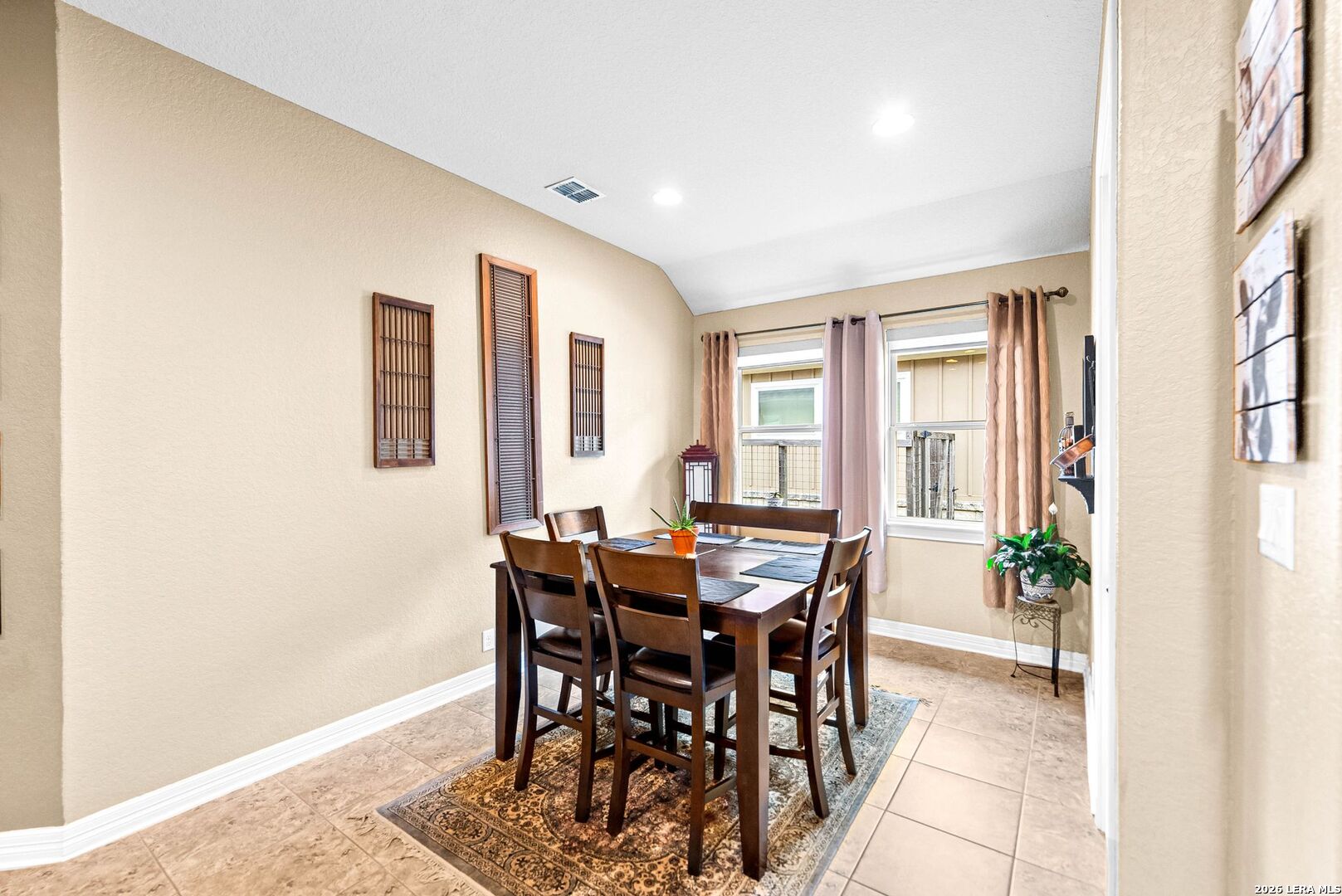 11816 Field Bend Selma TX 78154