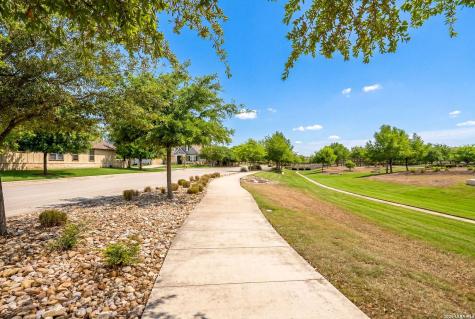 11816 Field Bend Selma TX 78154