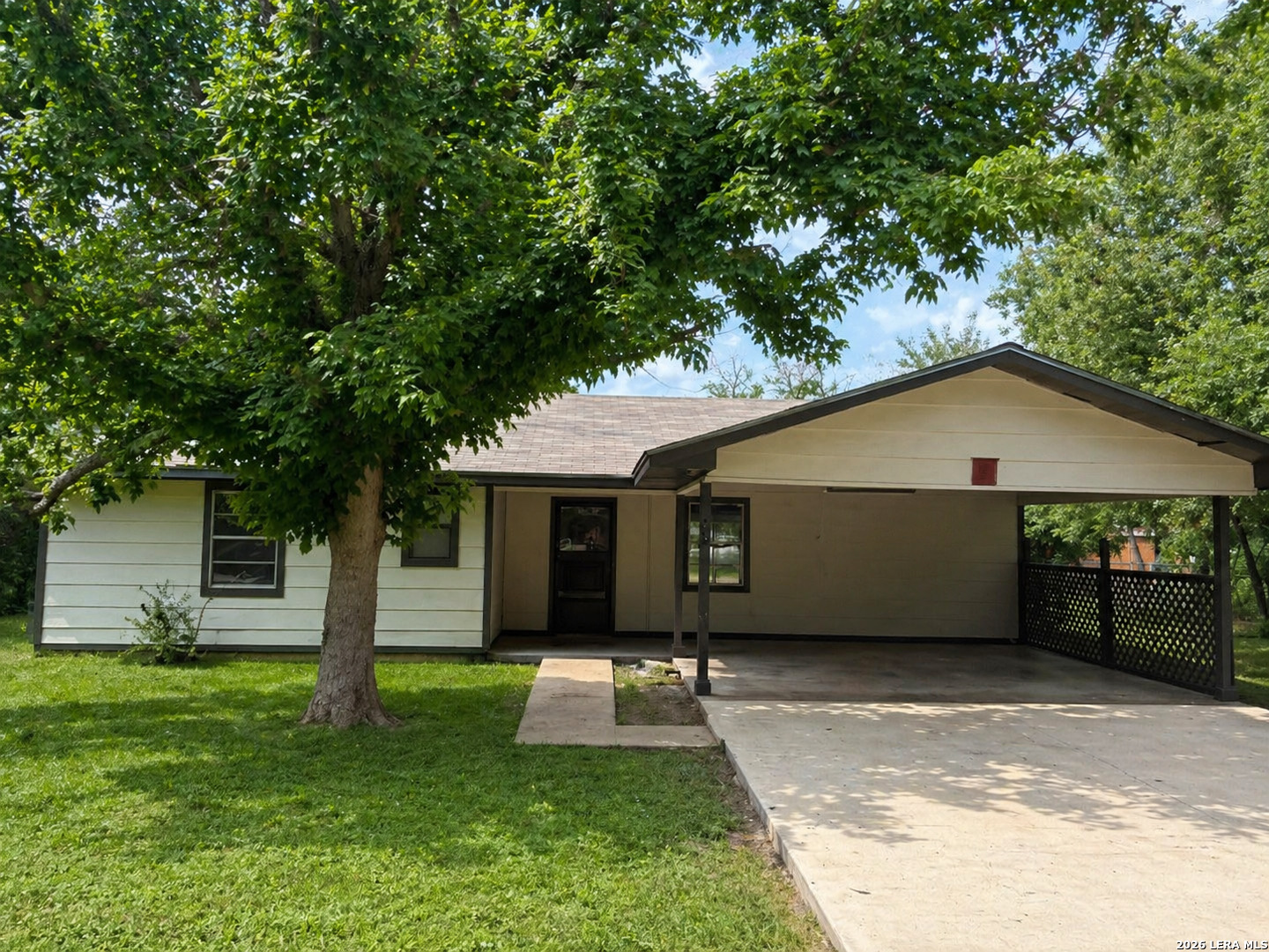 302 Booster Street Center Point TX 78010
