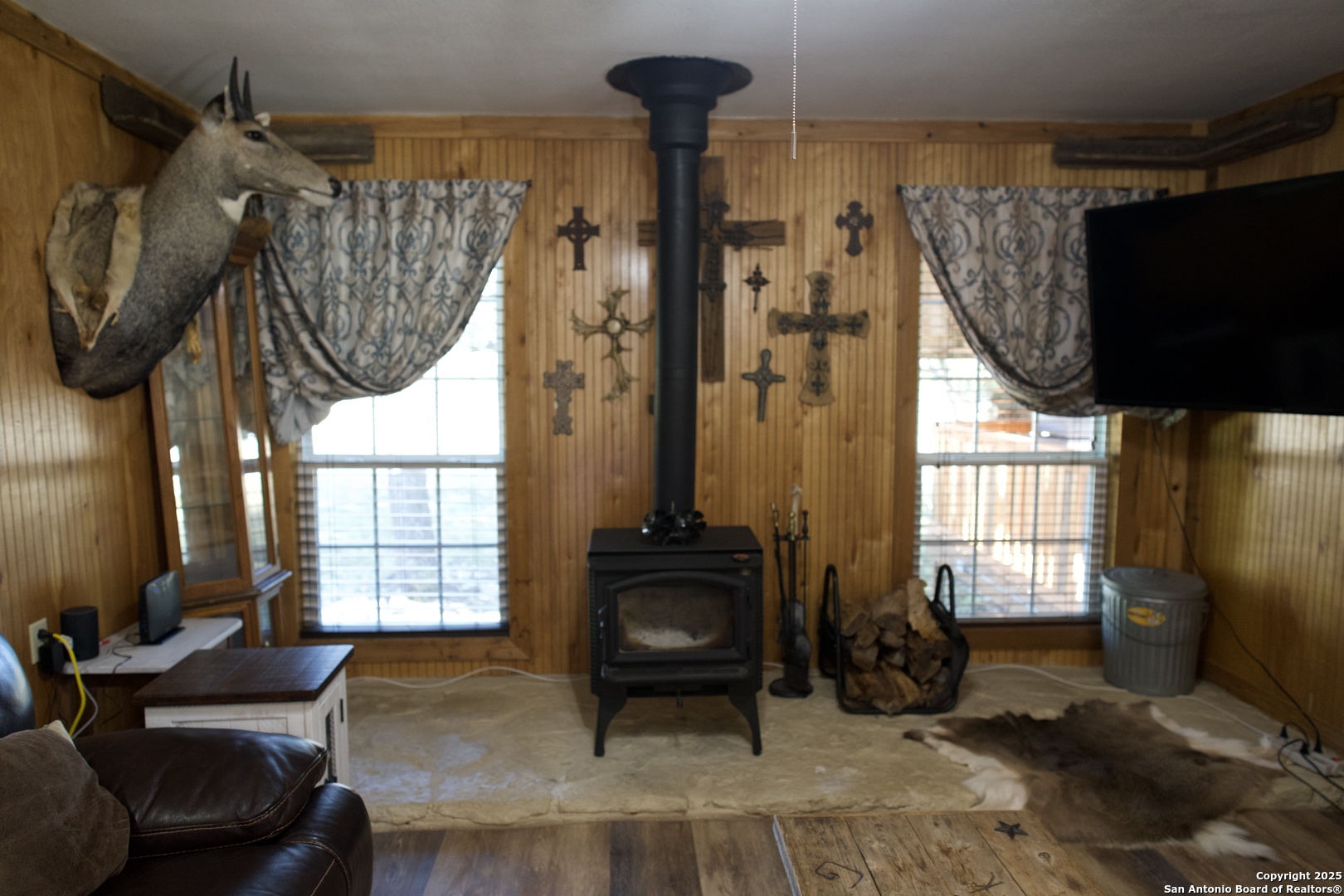 2215 County Road 389 Camp Wood TX 78833