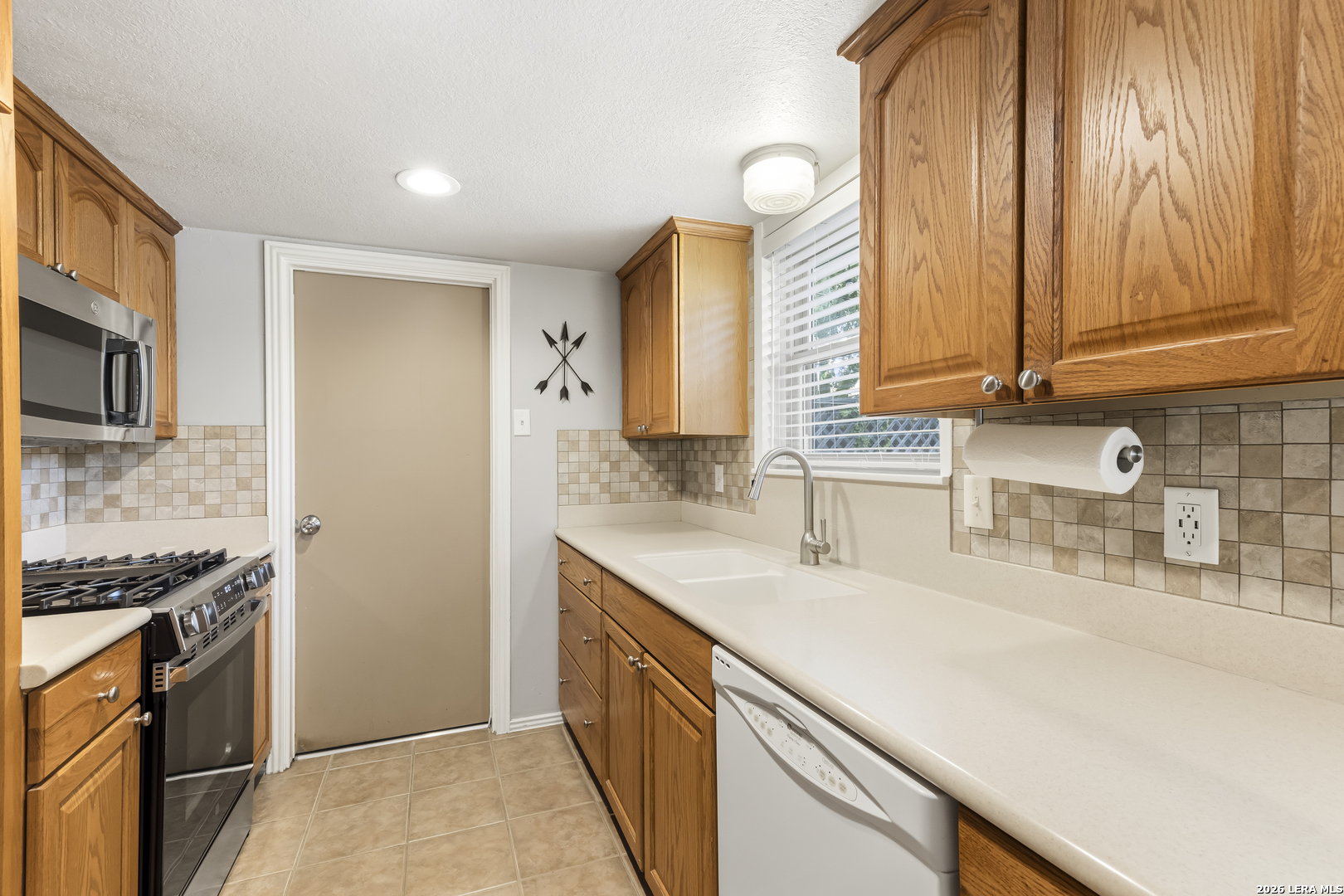 1214 Mount Capote San Antonio TX 78213
