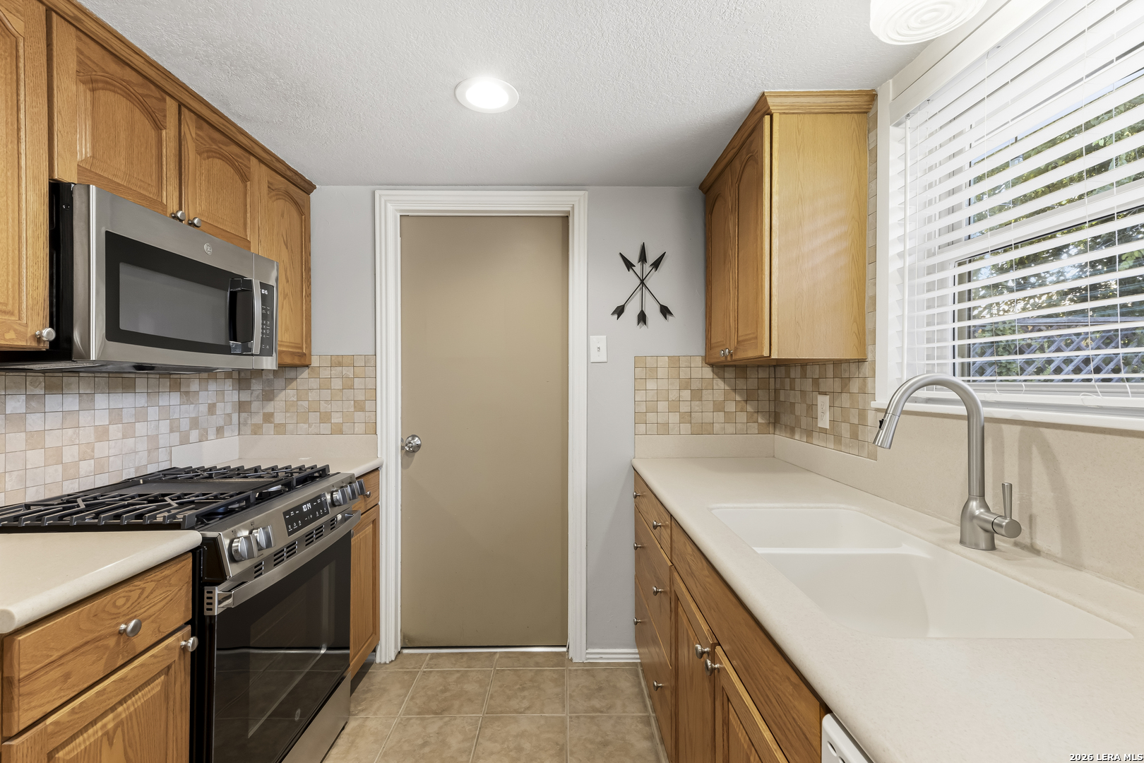1214 Mount Capote San Antonio TX 78213