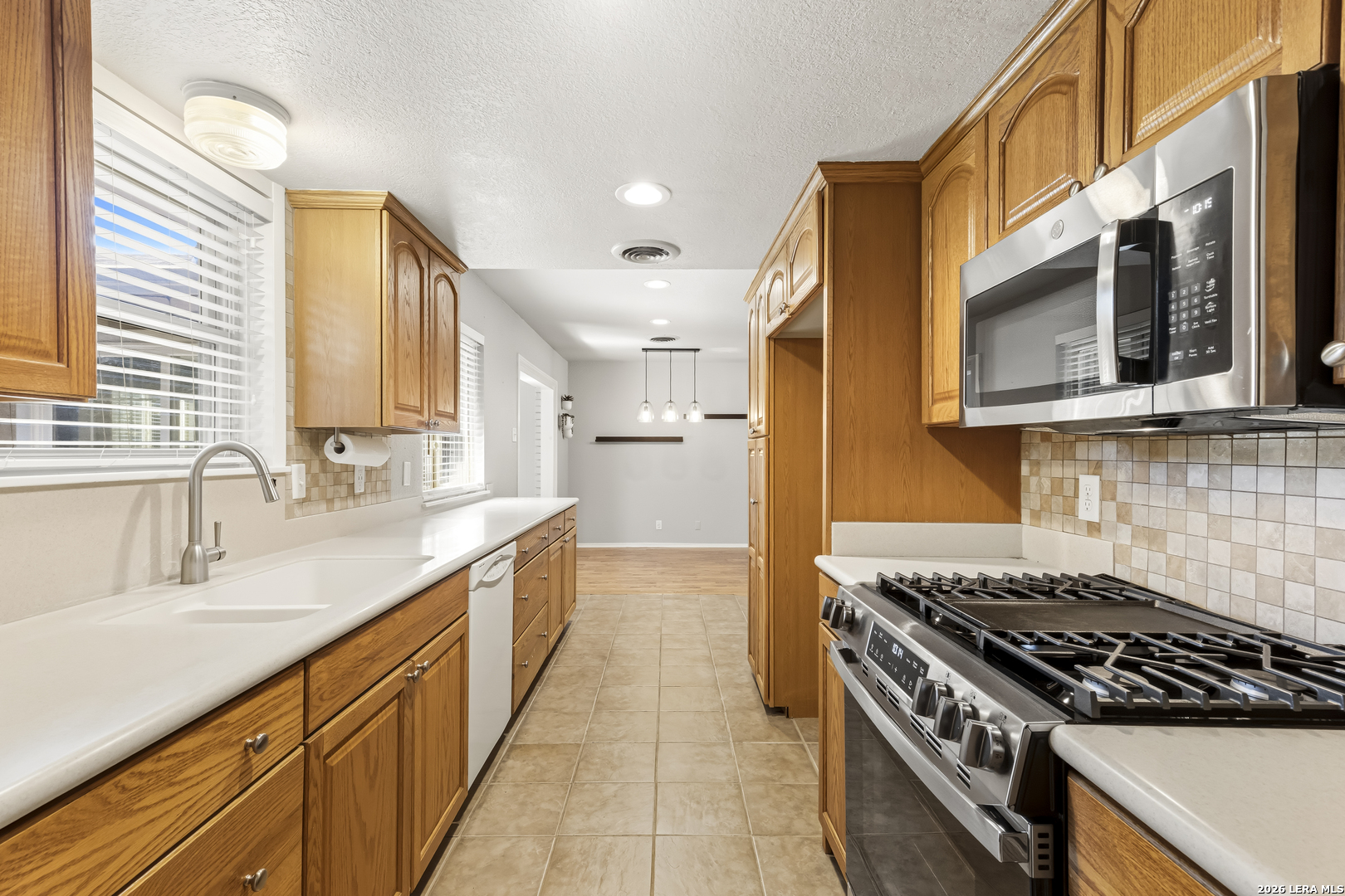 1214 Mount Capote San Antonio TX 78213