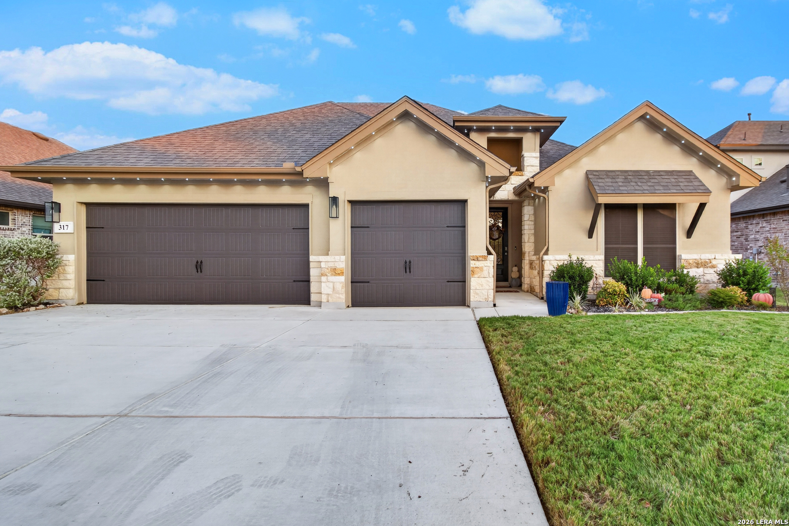 317 Valiant Valley Cibolo TX 78108