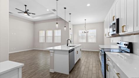 8511 Ventura Selma TX 78154