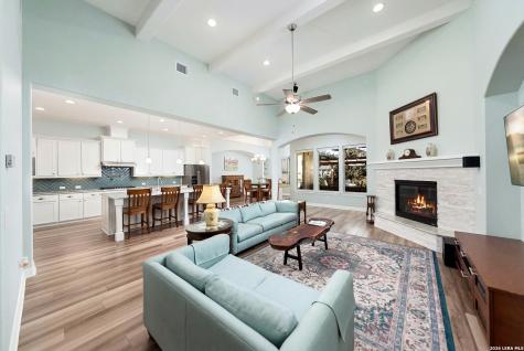 106 Cinnamon Creek Boerne TX 78006