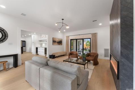 706 Kenilworth San Antonio TX 78209