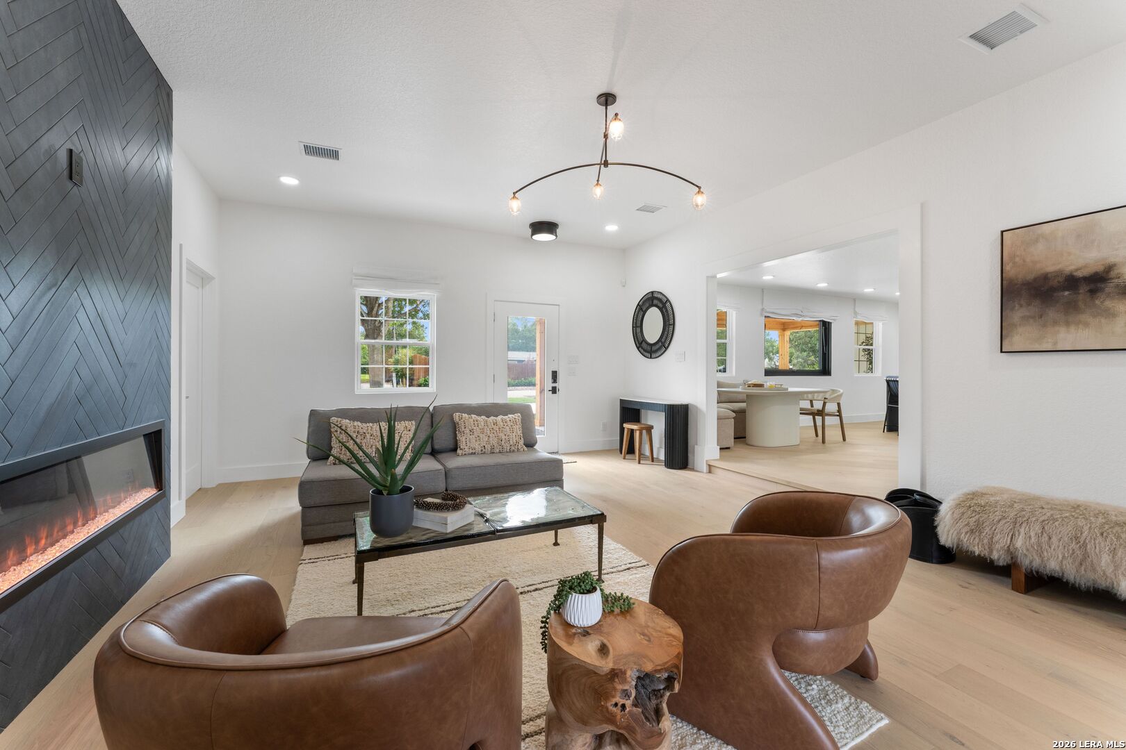 706 Kenilworth San Antonio TX 78209